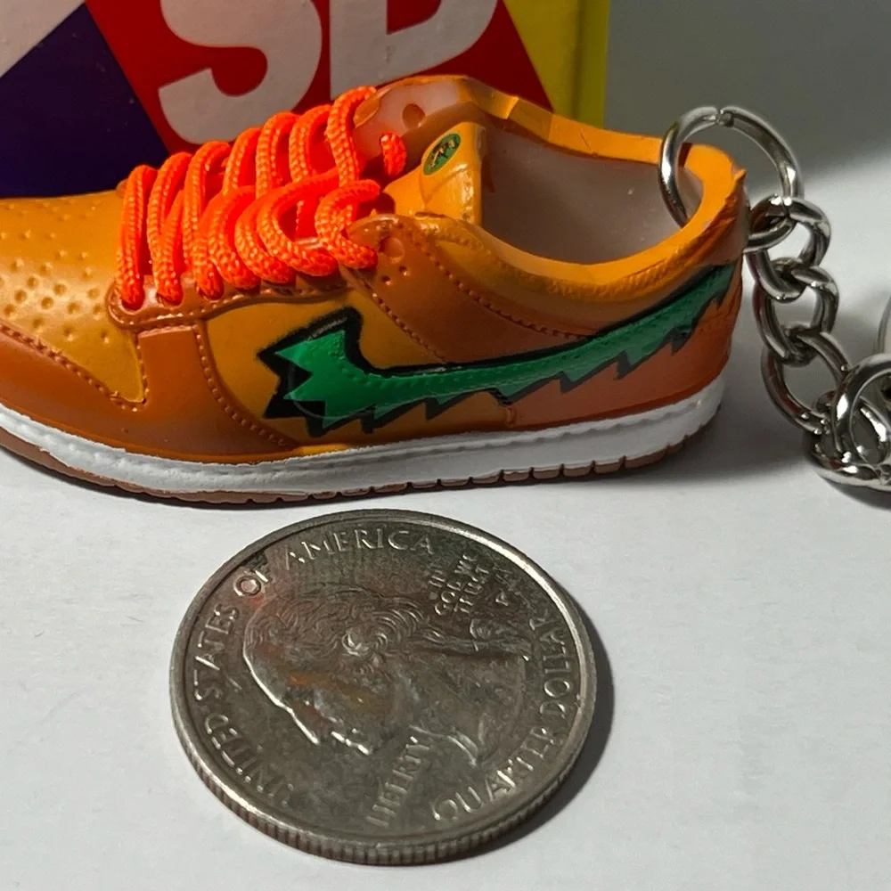 3D Mini Sneaker Keychains pair Orange Green‎ with mini box novelty trinkets